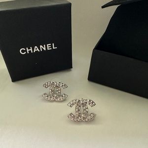 CHANEL Silver Earrings authentic CC